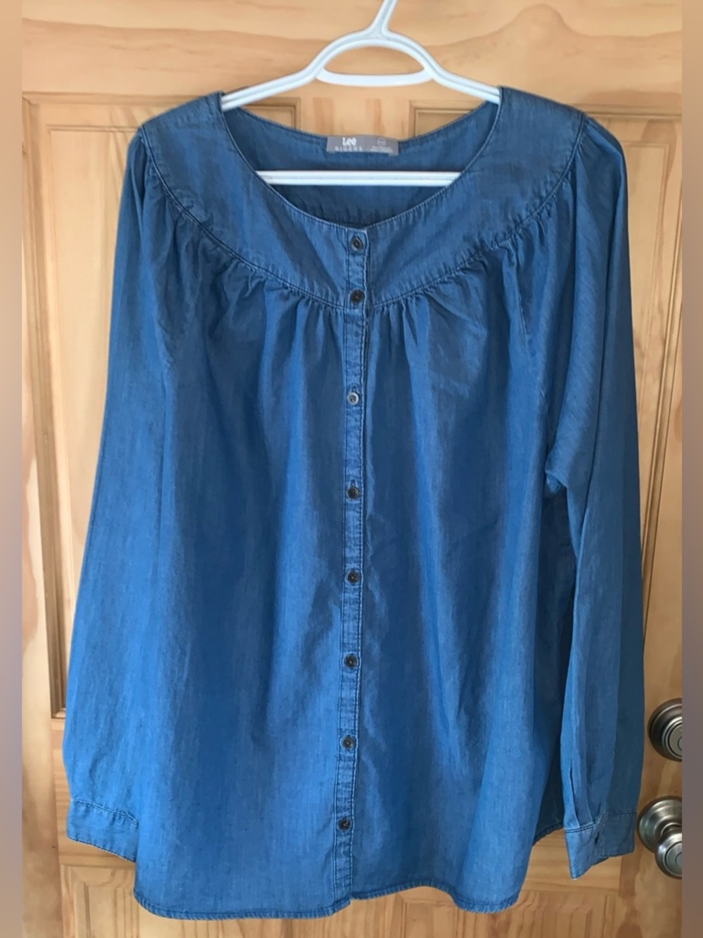 Lee Riders Women's Blue Denim 100% Cotton Button-Front Prairie Shirt Size 1X